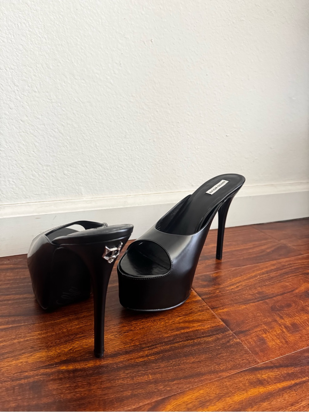 Naked Wolfe Fab black leather Platform Peep-Toe Mule stiletto Heels